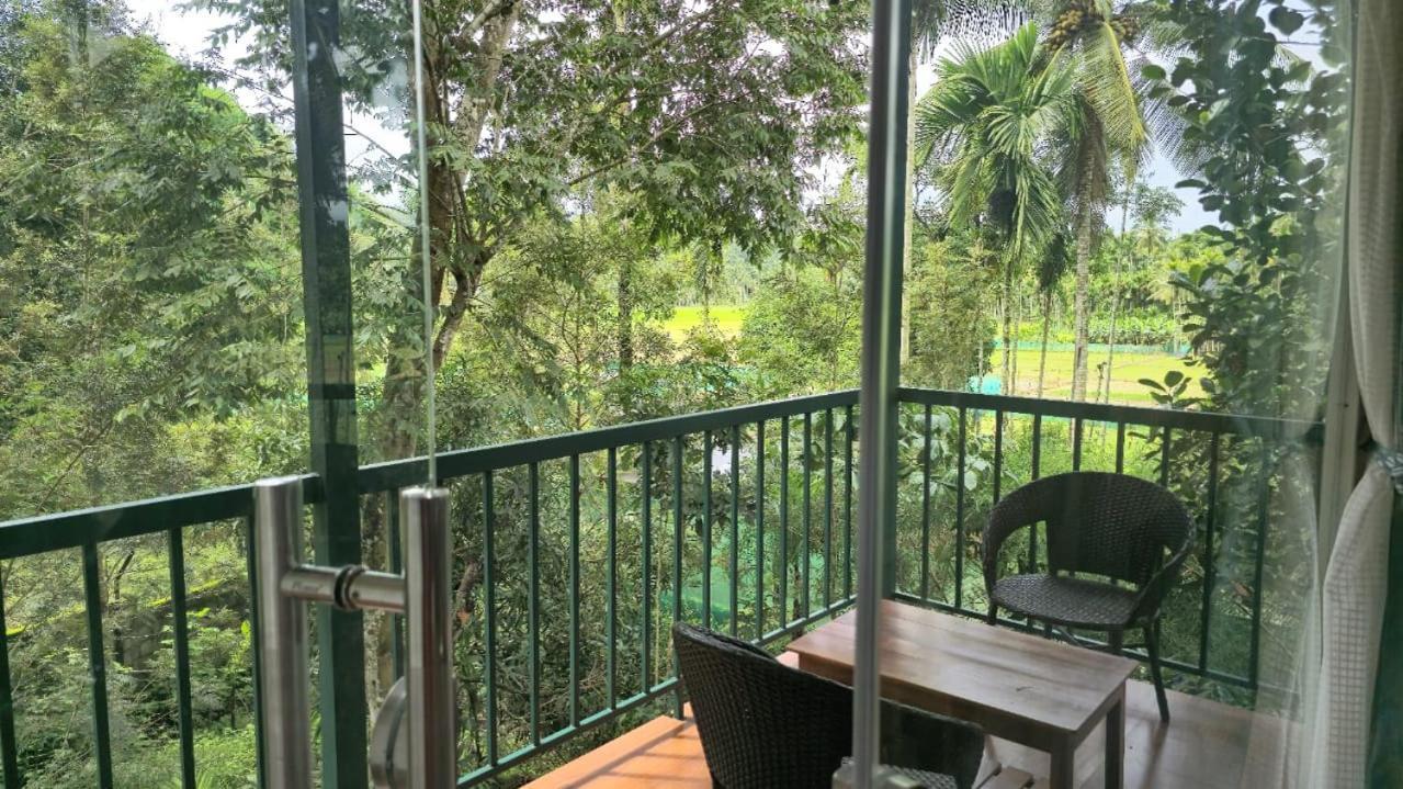 Green Aura Private Villas Sultan Bathery Ngoại thất bức ảnh